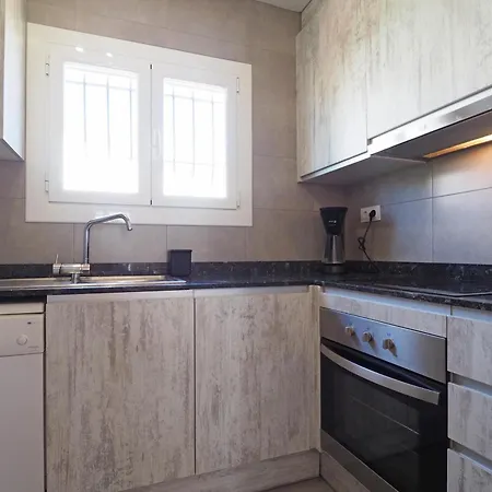 Casa Bonita Con Piscina Privada, Wifi Y Aire Acondicionado En - Es-325-32